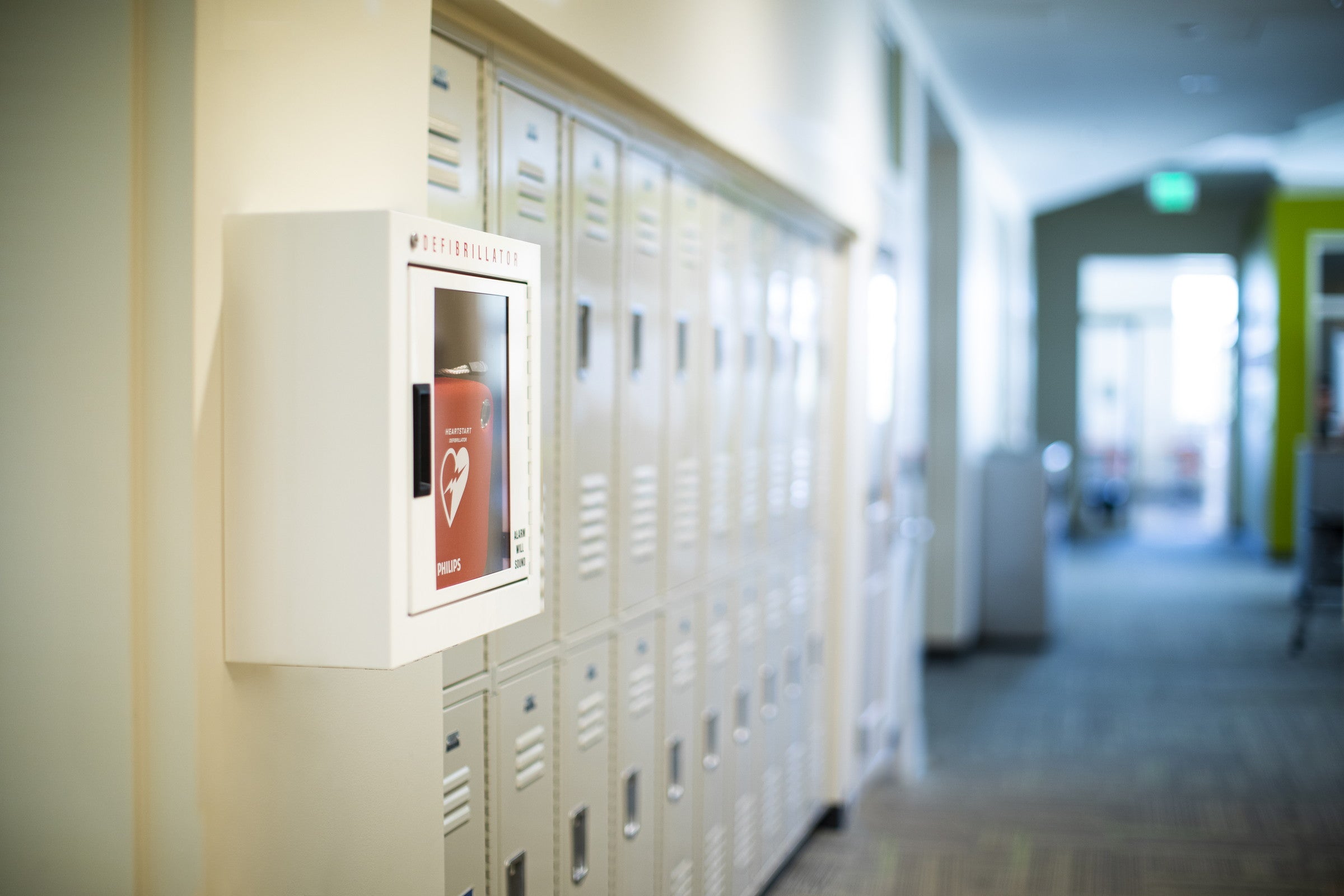 School AED readiness scenario with Philips HeartStart OnSite support