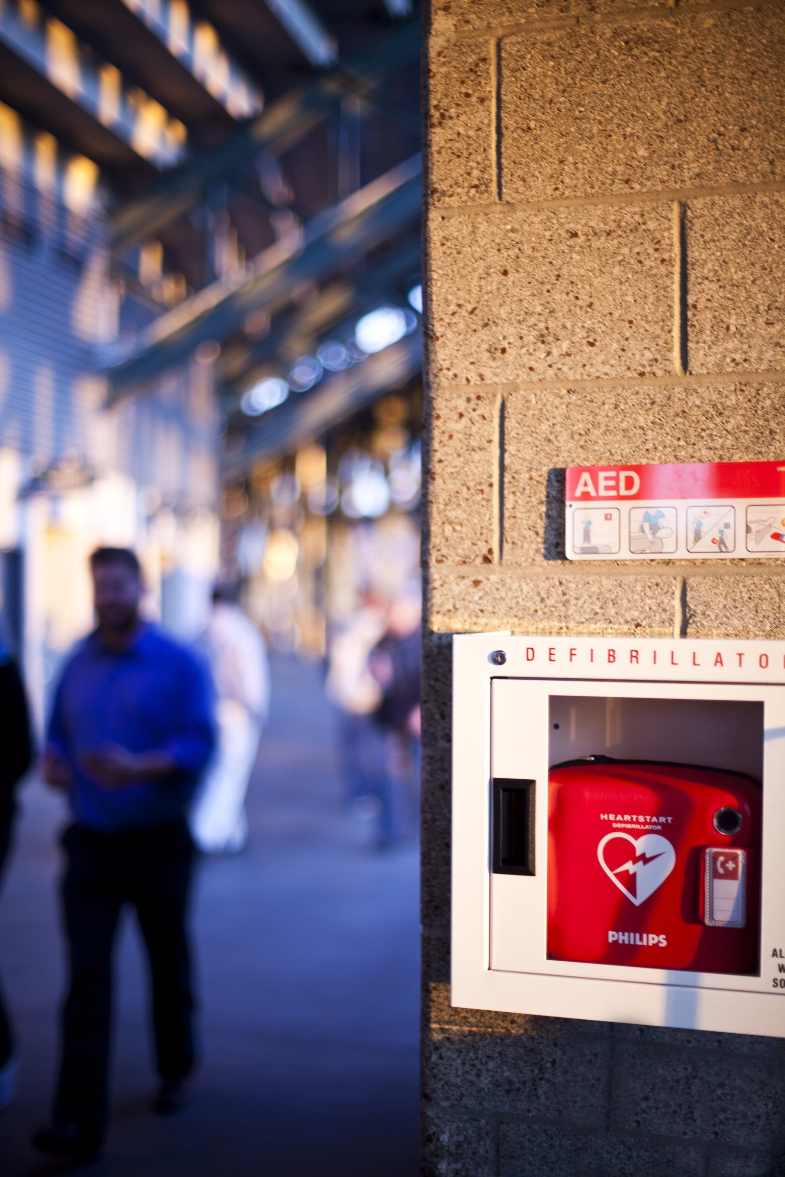 AED visibility planning for high-traffic shared spaces